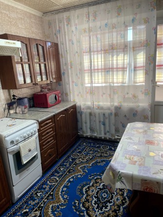 Продам 3-х кімнатну квартиру в центрі міста Тернівки - фото 1