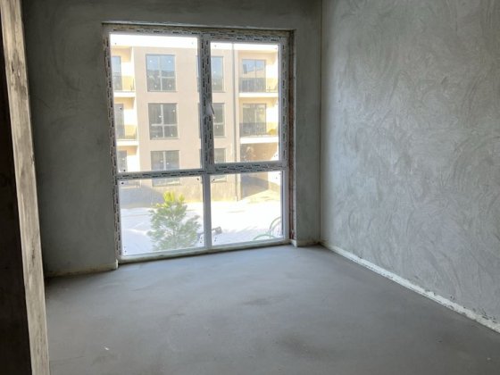 Продаж двокімнатної у зданому будинку Сторожница