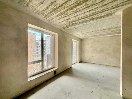 готова до ремонту  2-квартира в сучасному ЖК Долішній. Крихівці