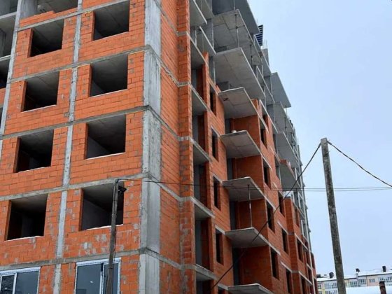 Вигідна 1 кімнатна квартира у мікрорайоні Пасічна Угринов