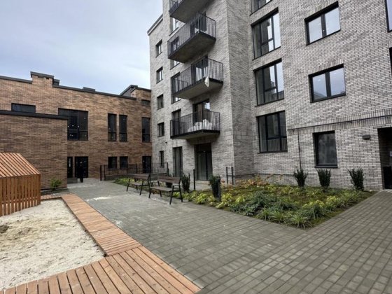 Однокімнатна квартира біля ТРЦ Велес Вовчинець