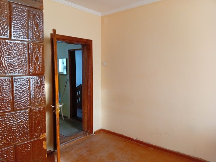 Продаж 3к  кв. у квартирному будинку з земельною ділянкою. - фото 1