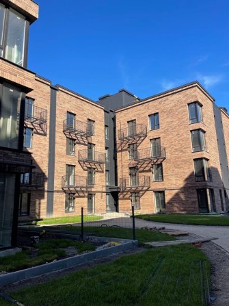 Квартира з власною земельною ділянкою - фото 1