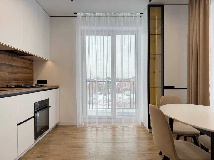 Шикарна однокімнатна з відкритим балконом - фото 1