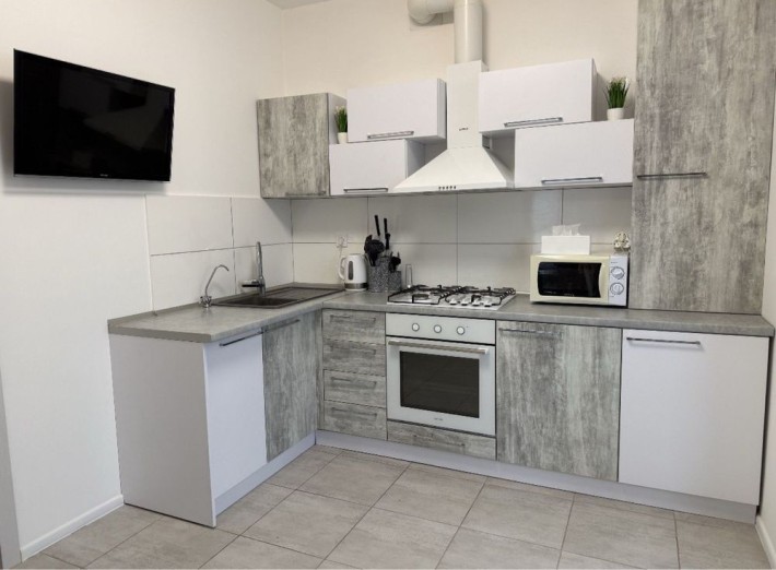 Двокімнатна квартира в центрі Крюківщині з ремонтом. Без комісії - фото 1