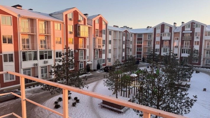 Квартира з газом. 2 балкони. Двухстороння - фото 1