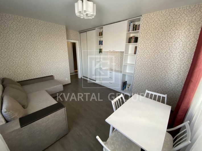 Однокімнатна квартира у Ворзелі, з ремонтом! Заїжджай і живи! - фото 1