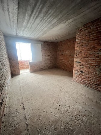 Велика Однокімнатна без ремонту за 33000$ - фото 1