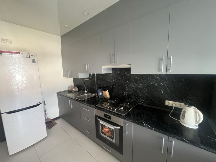 Велика 1к квартира з газом та балконом! Мінімальне оформлення! - фото 1