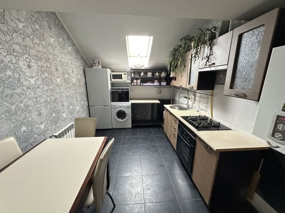 Продам дворівневу 2к квартиру з ремонтом в Ворзелі! Ворзель