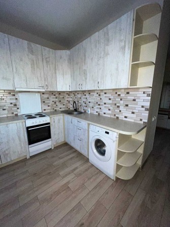 ТЕРМІНОВО продам 2кімн квартиру. Мінімальне оформлення - фото 1