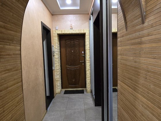 Продаж стильної та затишної квартири з авторським дизайном! Узин