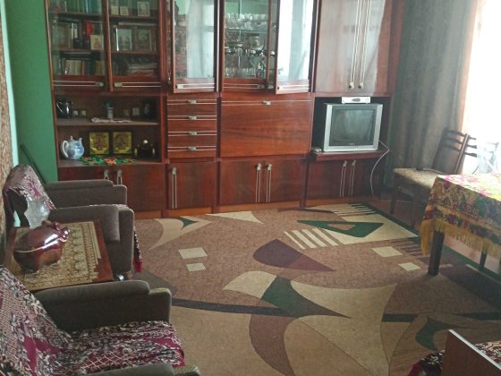 Трикімнатна квартира в Таращі Тараща