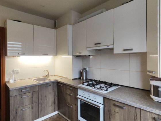 Продаж 2 кімнатної квартири м. Біла церква з автономним опаленням Шкарівка