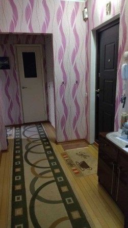 Продам 2-кімнатну квартиру (рум. планування) - фото 1