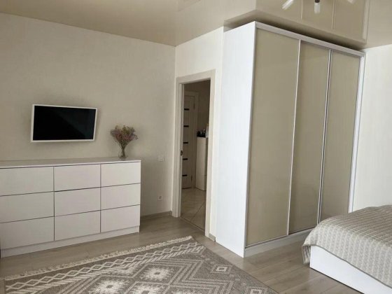 Продаж 1км.кварт.44.5м2 в новобудові з меблями і технікою у Винниках Винники