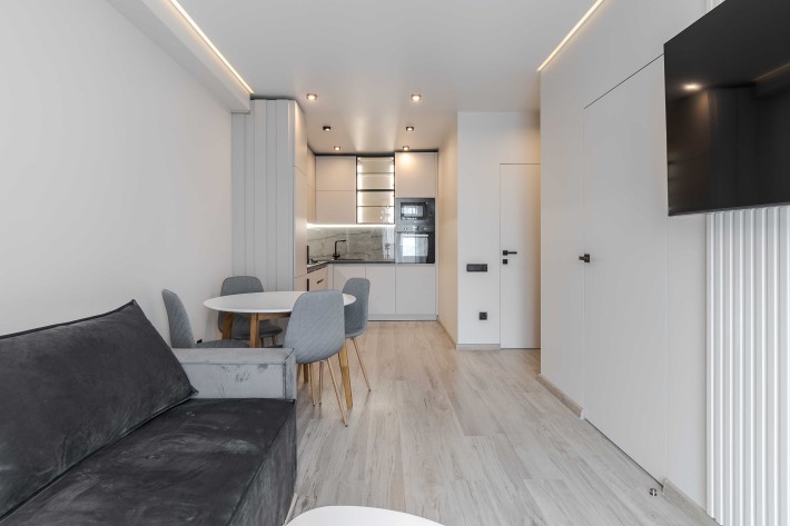 Продаж 1км . квартири Авалон Холідей Героів Майдану - фото 1