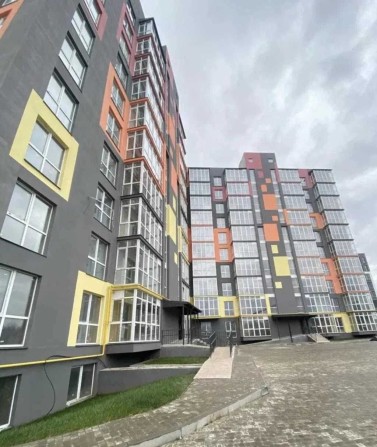 Продаж 1-к. квартири НОВОБУДОВА 41/23/18 м² Винники ЖК Сусіди 41500$ - фото 1