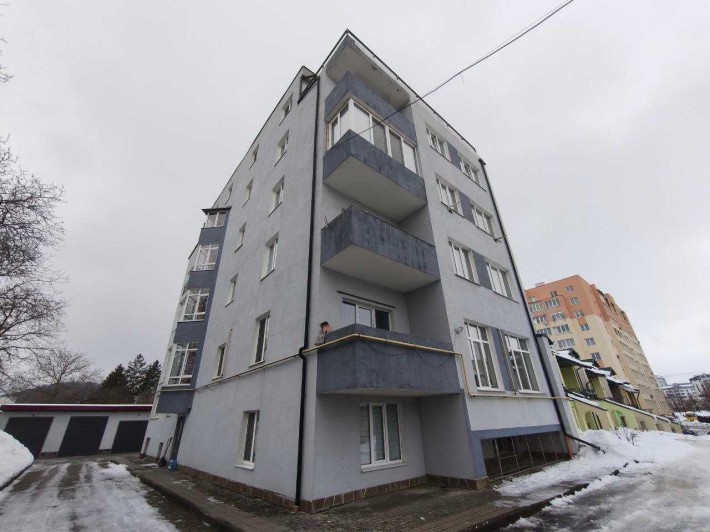 Продаж 1к квартири Євроремонт 36/29/7м² Винники Сухомлинського 64999$ - фото 1
