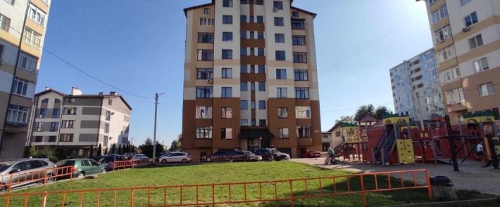 Продаж 3 кім. квартири м. Винники - фото 1