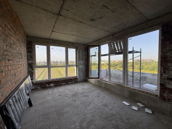 Продаю 2кім квартиру(апартаменти) з терасою.жк Спортивна.700$ за метр Сокольники