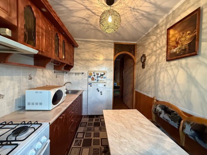 Продаж 4 кім квартири у Новояворівську в цегляному будинку - фото 1