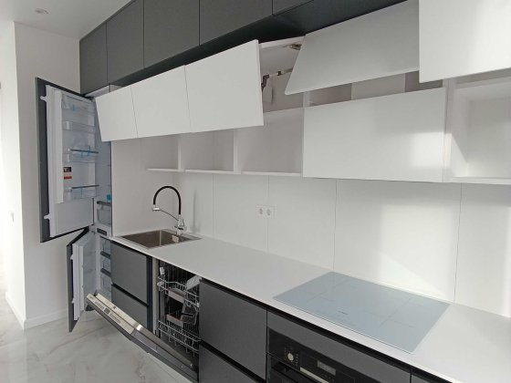 3 комн кв ЖК Маршал Сити 66м2-93000у.е Лиманка