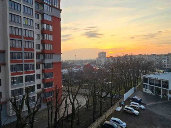 Однокімнатна квартира в  Золотій Ері Крыжановка