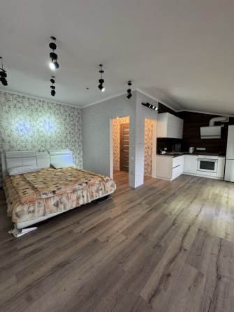 ЄВІДНОВЛЕННЯ Продам большую квартиру-студию в новом ЖК на Фонтанке - фото 1