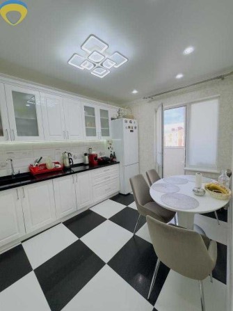 Продам 3к квартиру,ЖК 7 Небо. Газове опалення,кладова в подарунок - фото 1