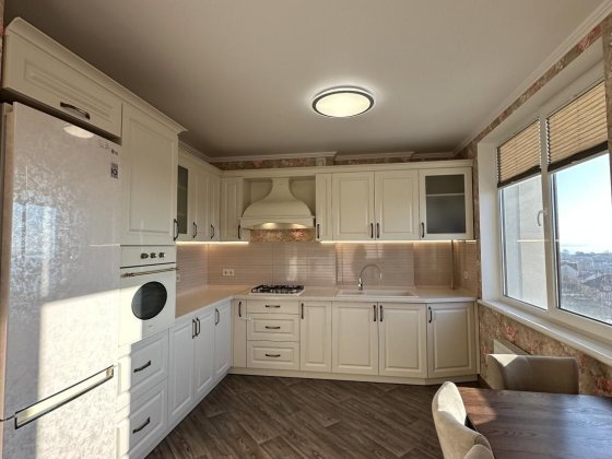 Продажа двухкомн. квартиры в ЖК «Золотая Эра», Крыжановка (273-433) Крыжановка