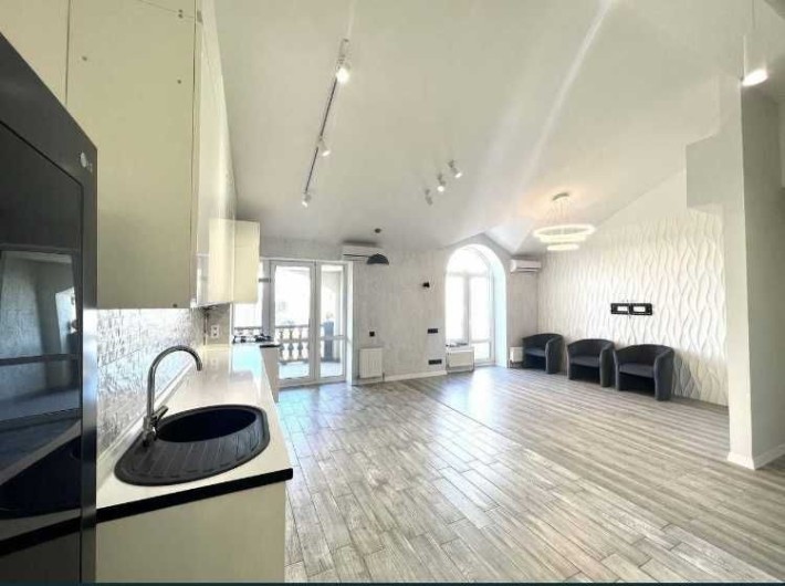 ЖК Зеленый Мыс две спальни, вид на море, котел, дизайн - ремонт! - фото 1