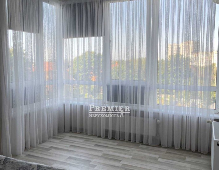 Квартира з ремонтом в Золотій Ері - фото 1