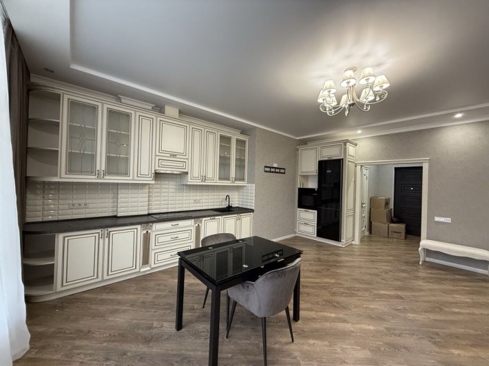 2- комнатная квартира Дорогой ремонт‼️на Таирова Кадорр кухня - студия - фото 1