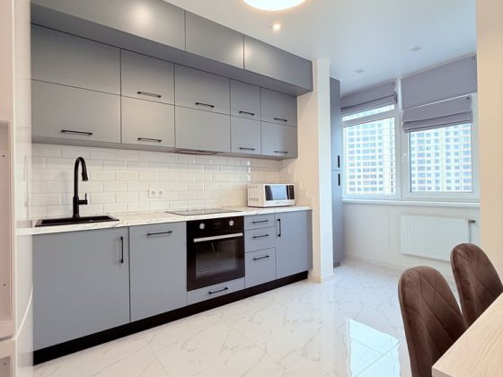 Актуально 12.02 Продам 3 комнатную квартиру с новым ремонтом 58 жемч Лиманка