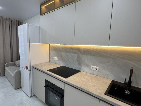 Продам 1 комнатная Акварель 8 на ул. Жемчужная с ремонтом Лиманка