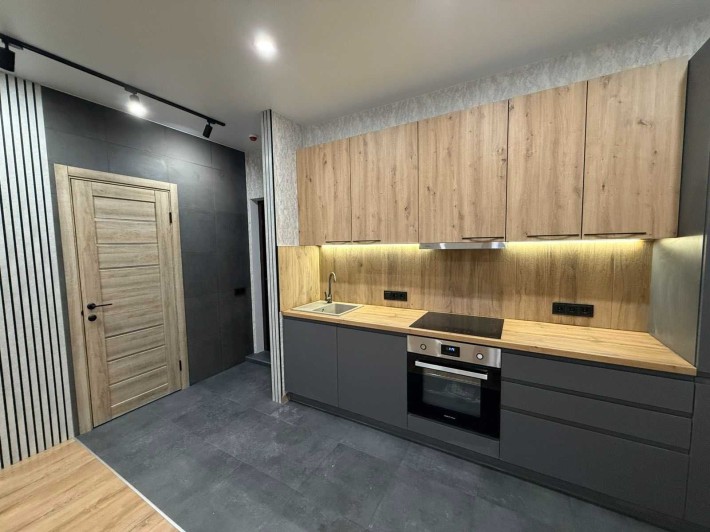 Красивая квартира с видом на море - фото 1