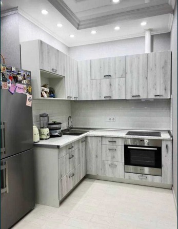 1К ЖК 15 Жемчужина Євродвушка 2 Спальні Гардеробна Світлий Ремонт - фото 1