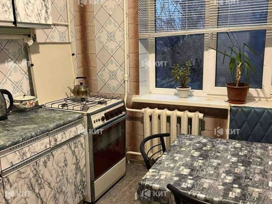 2к.49м2. м. Балаклія ( г. Балаклея, пер.Серпуховский) 131005 Балаклея