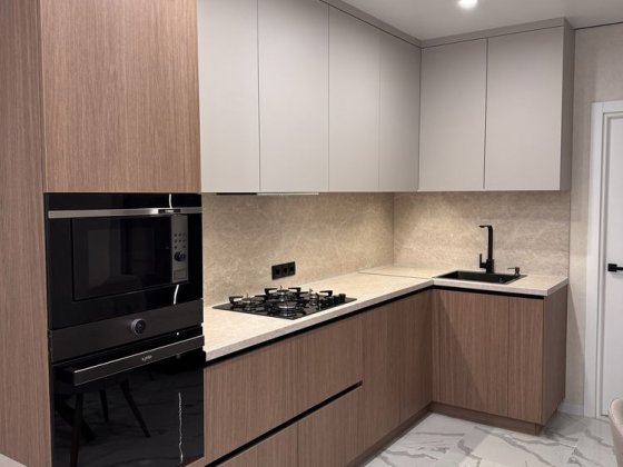 Без комісії для покупця! Топ-локація! ТЦ Агора Лесные Гриновцы