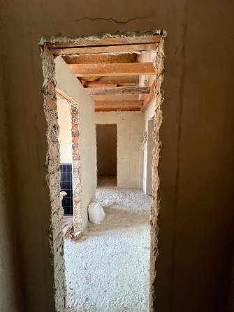 Квартира переуступка обмін готова до ремонту - фото 1