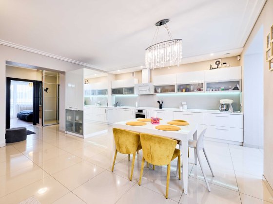 Дворівнева квартира у центрі міста з стильним ст сучасним ремонтом Івано-Франківськ