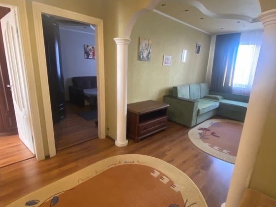 Днс ( низ коло річки) Продаж 3 кімнатноі квартири Белая Церковь