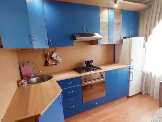 ДЕРЖПРОГРАМИ !!  Центр!! Квартира 73  кв.м. з МЕБЛЯМИ та ТЕХНІКОЮ . Борисполь