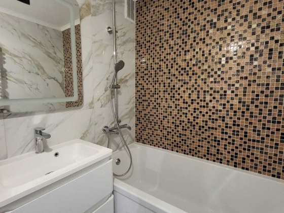 Продаж гарної 2 кім квартири з чистовим ремонтом, поруч Арсену. Ивано-Франковск