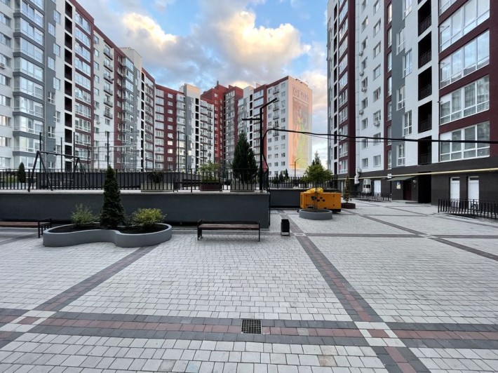 Продаж двох рівневої, двох кімнатної квартири з ремонтом Княгинин - фото 1