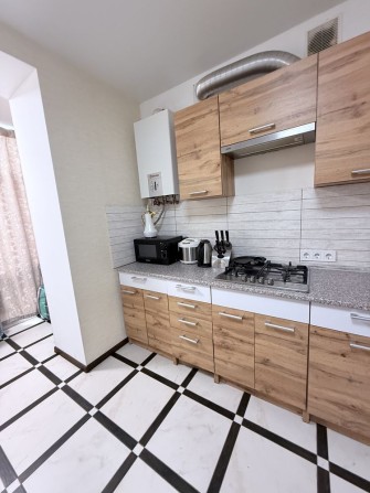 Вигідна ціна! Повна комплектація! Велика 1к 40м2 все залишається! - фото 1