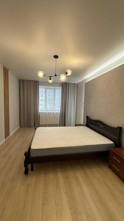 продаж 1-кімнатної квартири з ремонтом Височана ЖК Містечко Центральне - фото 1