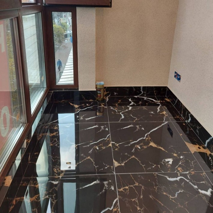 Продається 2-кімнатна квартира в самому центрі Бучі - фото 1