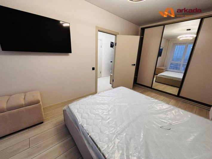 Актуальна 1 кім. квартира з ремонтом та меблями. ЖК "Княгинин" - фото 1